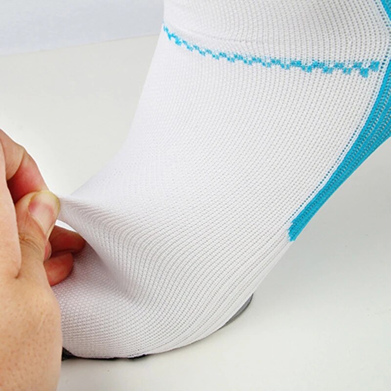 KörperHilfe® FußVital Pro - Orthopädische Kompressionssocken für den Alltag