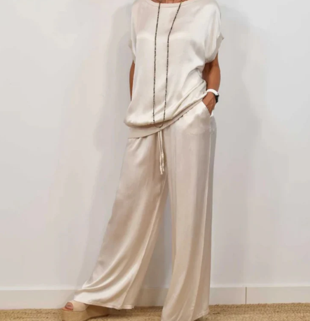 Ruslana - To-delt Set: Eleganse uten Anstrengelse for Alle Anledninger