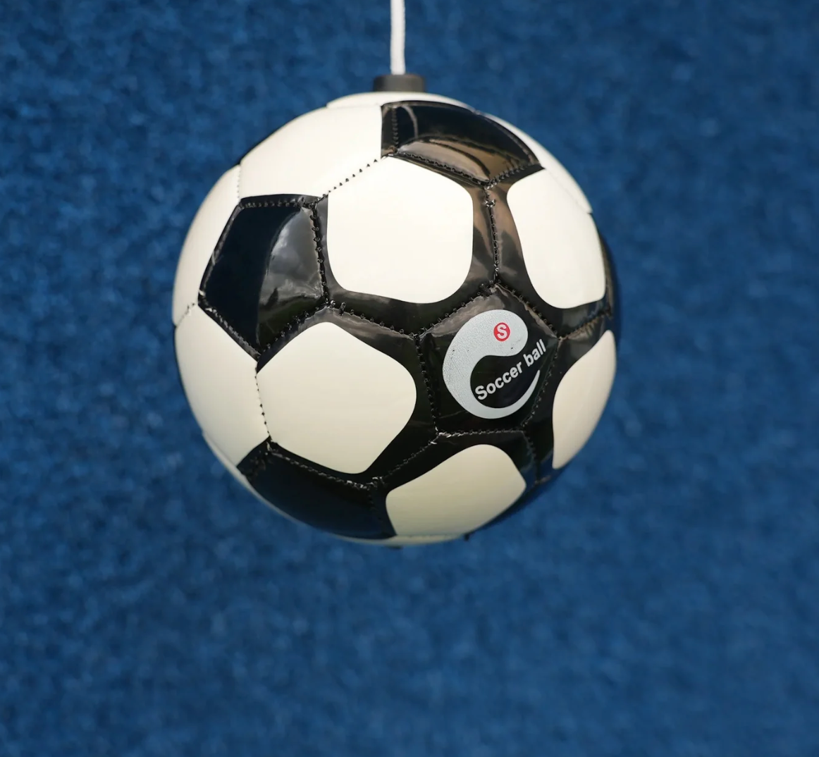 TKRZ Ball™ –  Hjälper ditt barn träna och ha kul - Stärker självförtroende